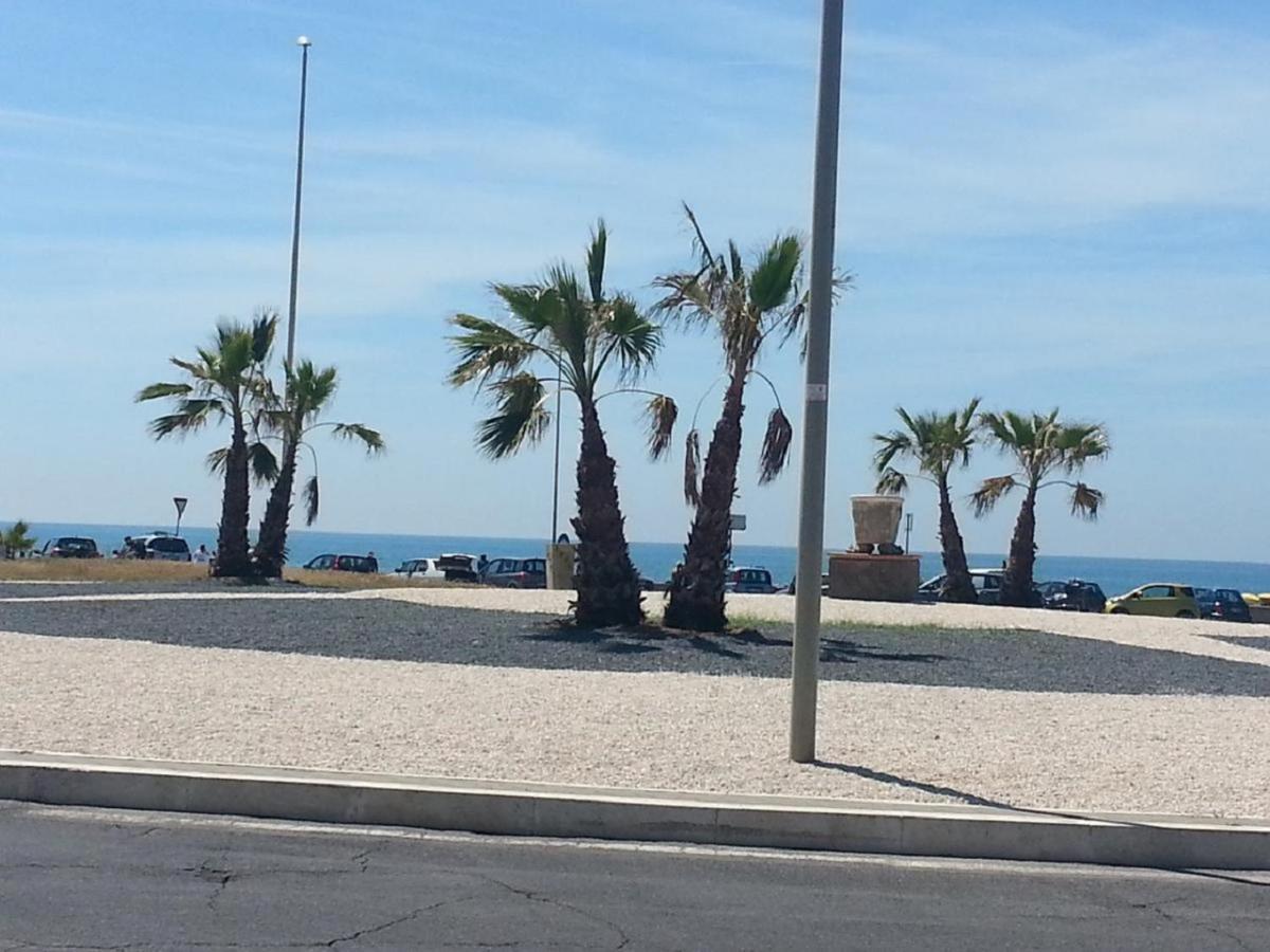 Blue Marine Di Ostia Ξενοδοχείο Εξωτερικό φωτογραφία